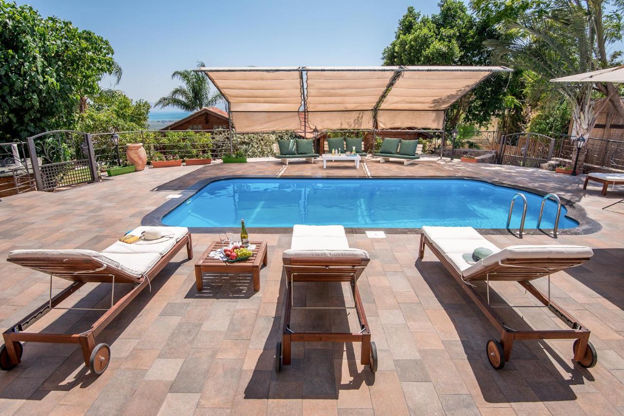 כחול ירוק בכפר Villa Had Nes Ngoại thất bức ảnh